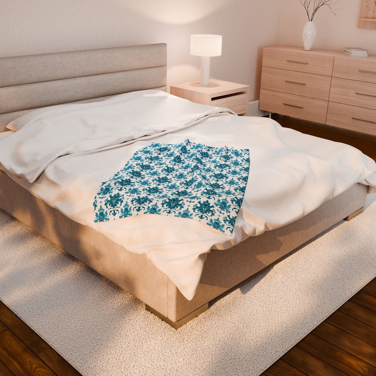 Luxury Velveteen Plush Blanket - Elegant Aqua Design for Cozy Living